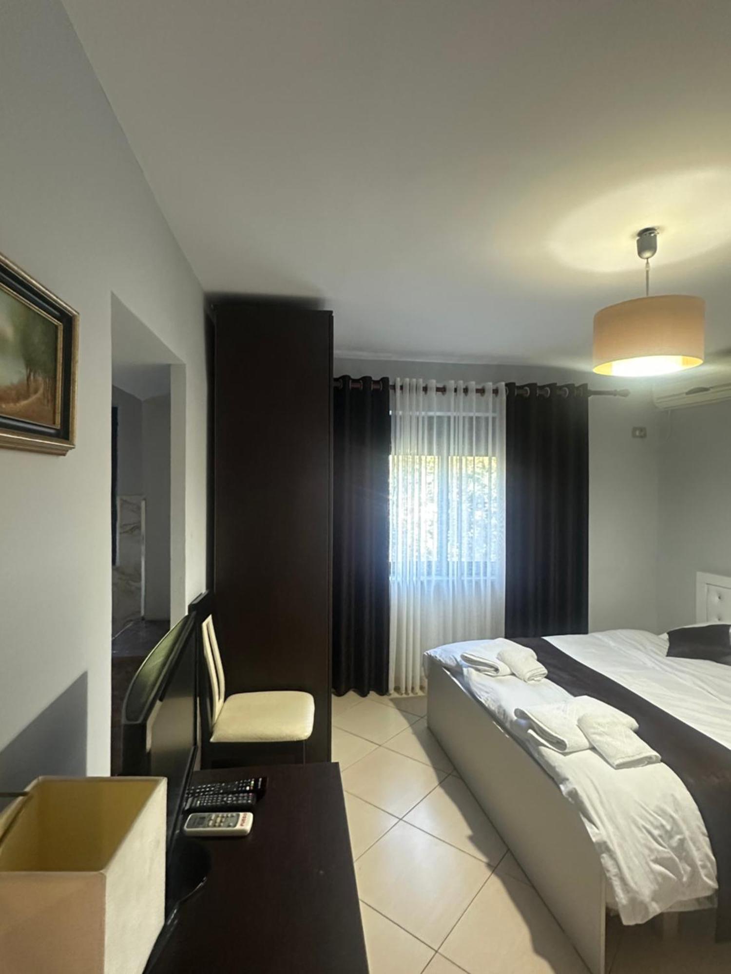 Central Apartments *
